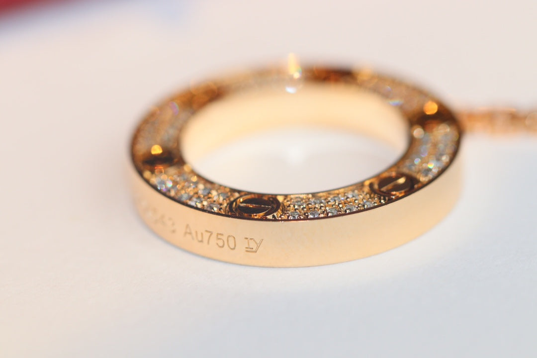 Cartier Love大圓餅滿天星項鍊