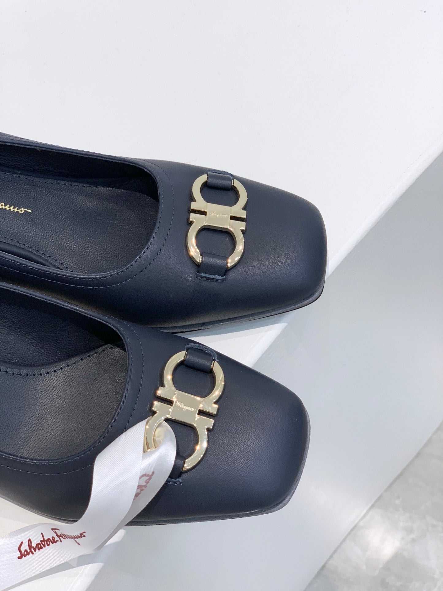 Salvatore Ferragamo鞋-菲拉格慕 經典Gancini扣 低跟鞋