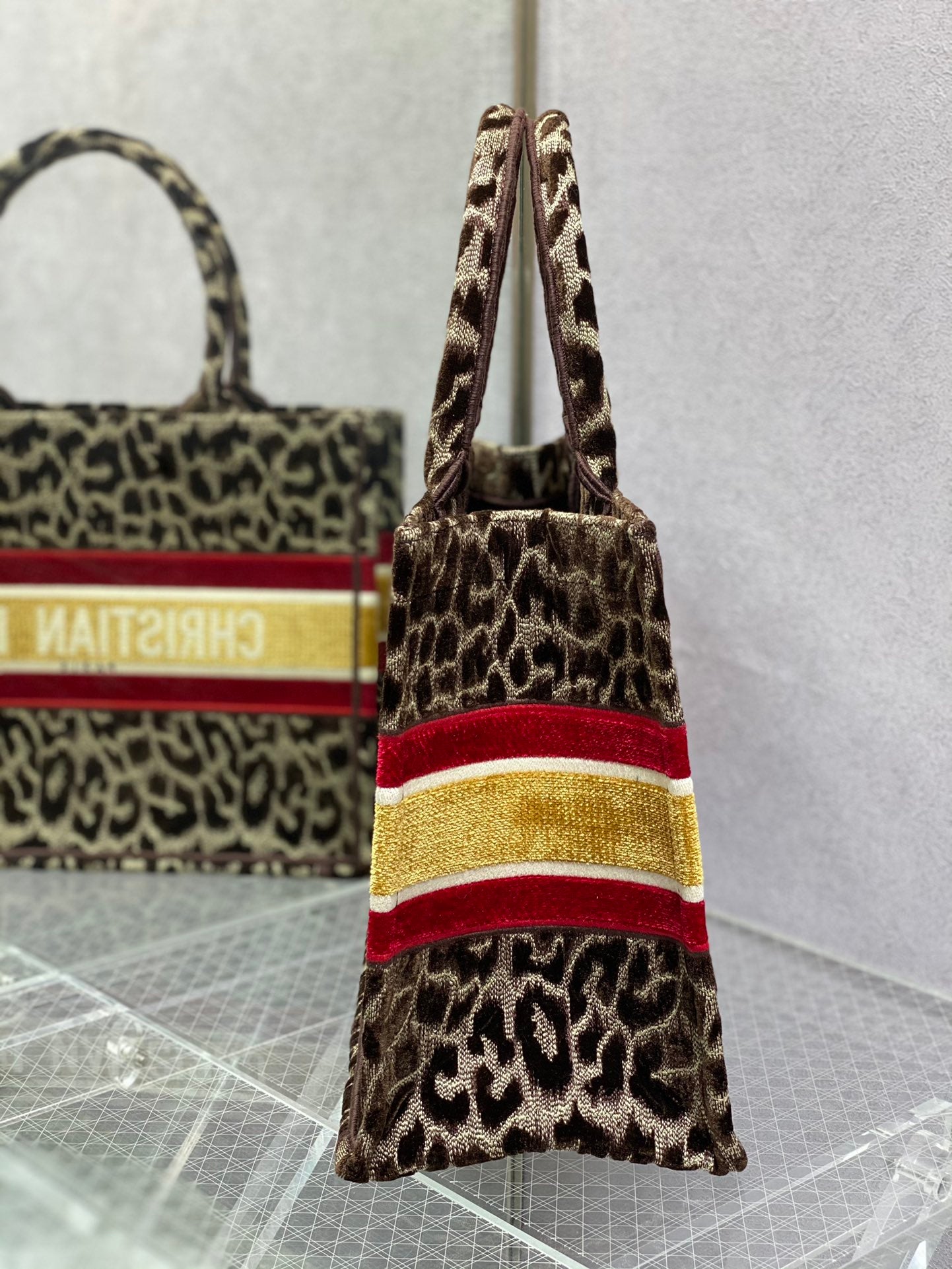 Dior Book Tote-小號36.5cm-絲絨豹紋