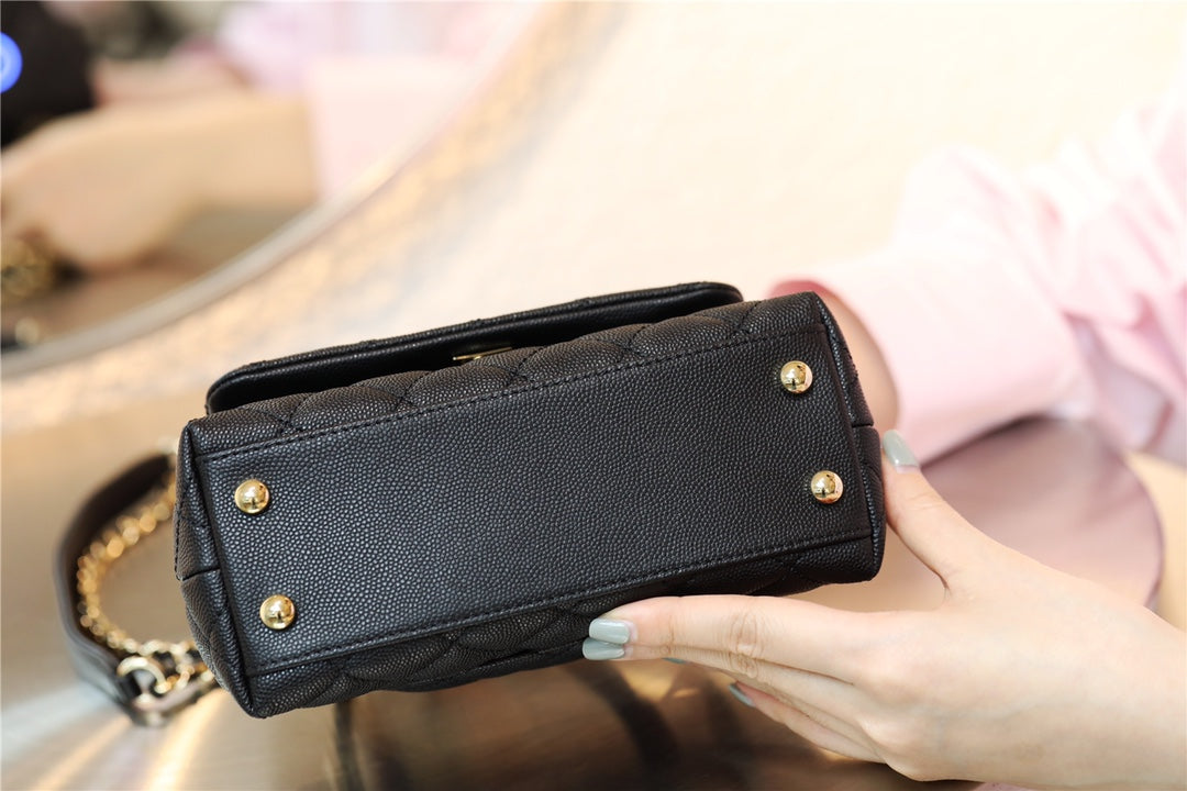 Chanel mini coco handle-黑色球文牛皮+棗紅蜥蜴皮手腕-淡金扣