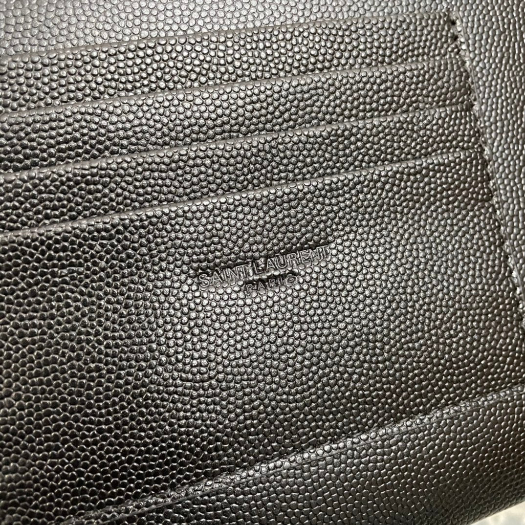 YSL Monogram 手拿包-黑山形紋金扣
