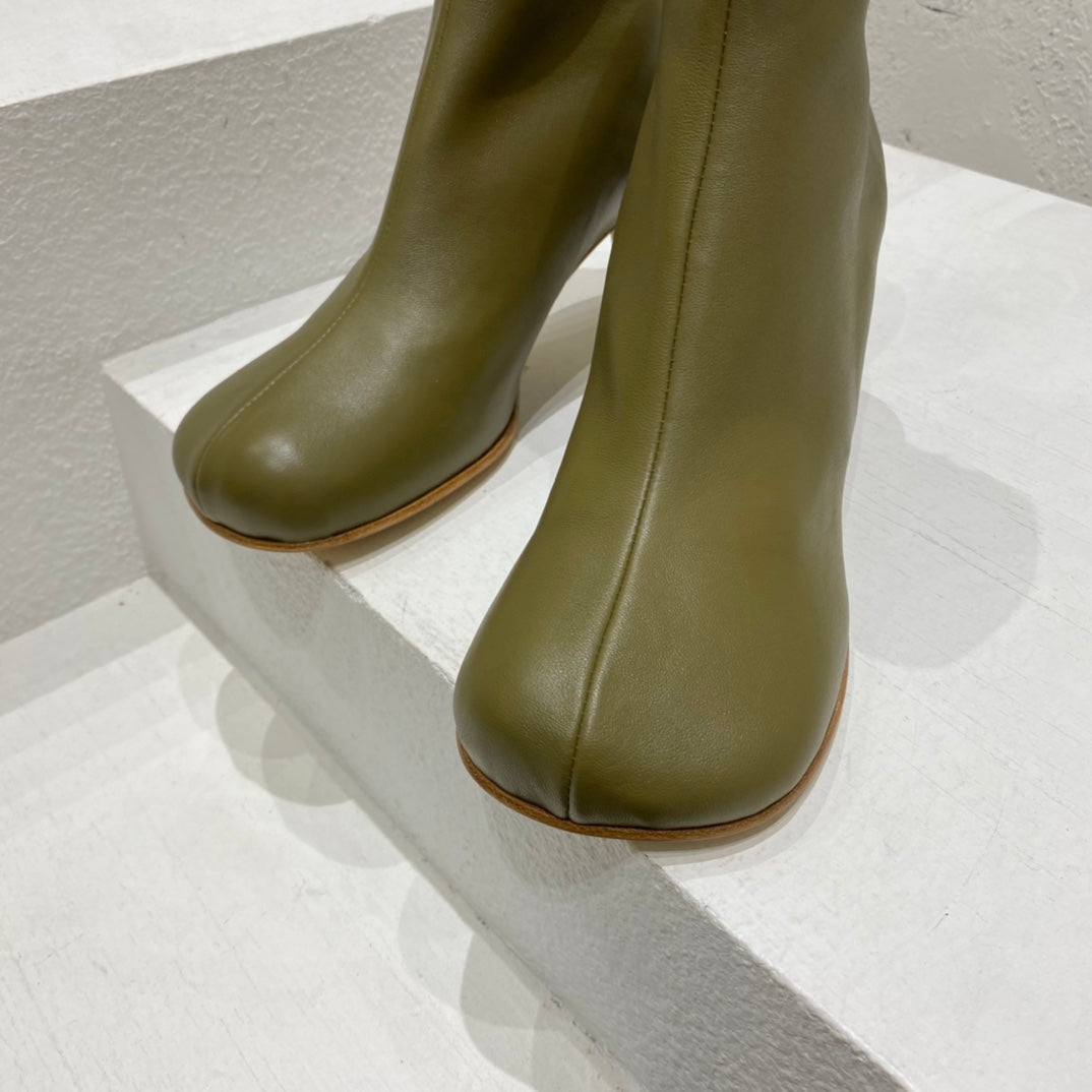 B編織-22ss 英倫高跟靴 全牛皮（35-39，40-42可訂製）