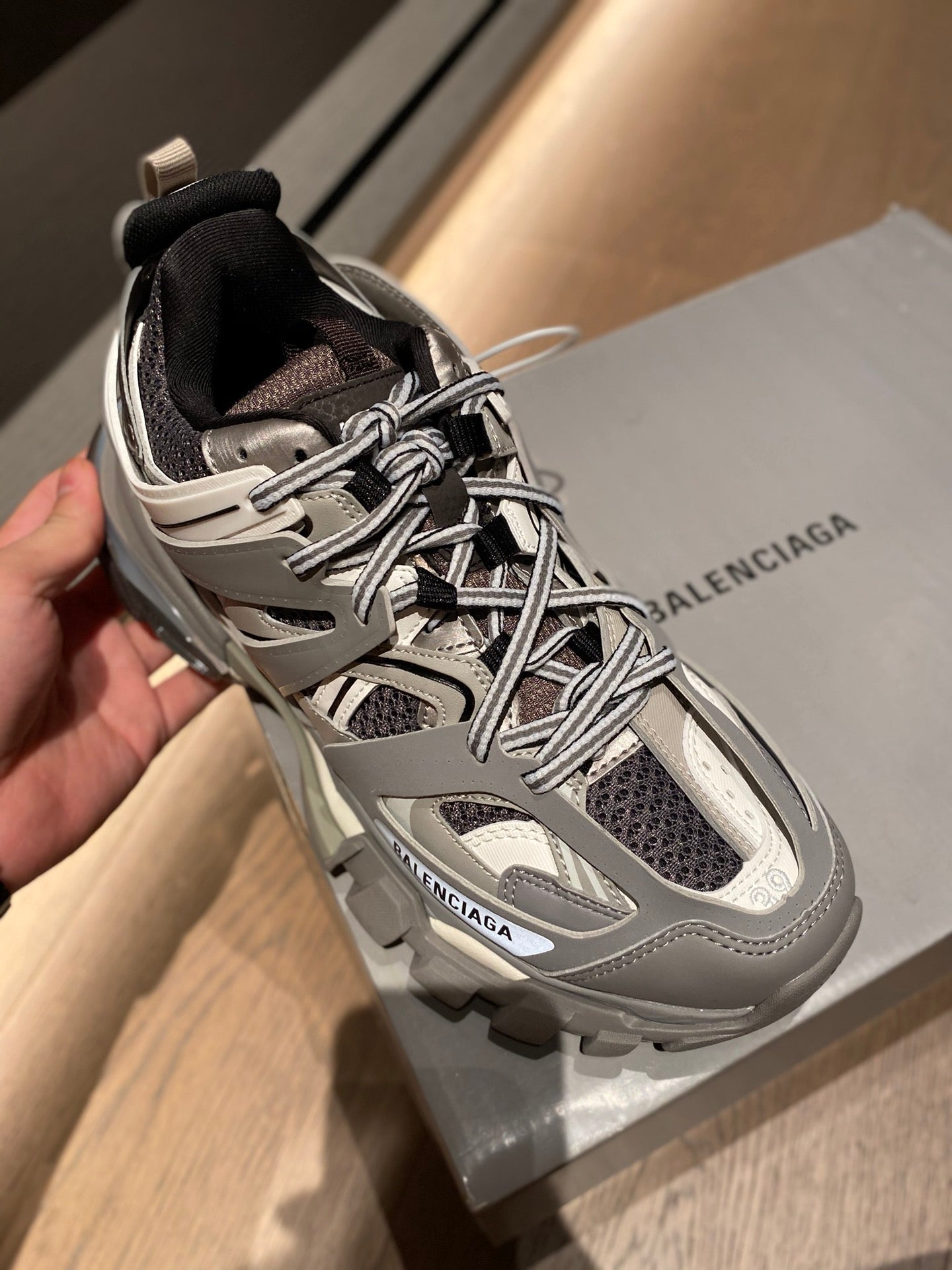 Balenciaga 巴黎世家-老爹鞋