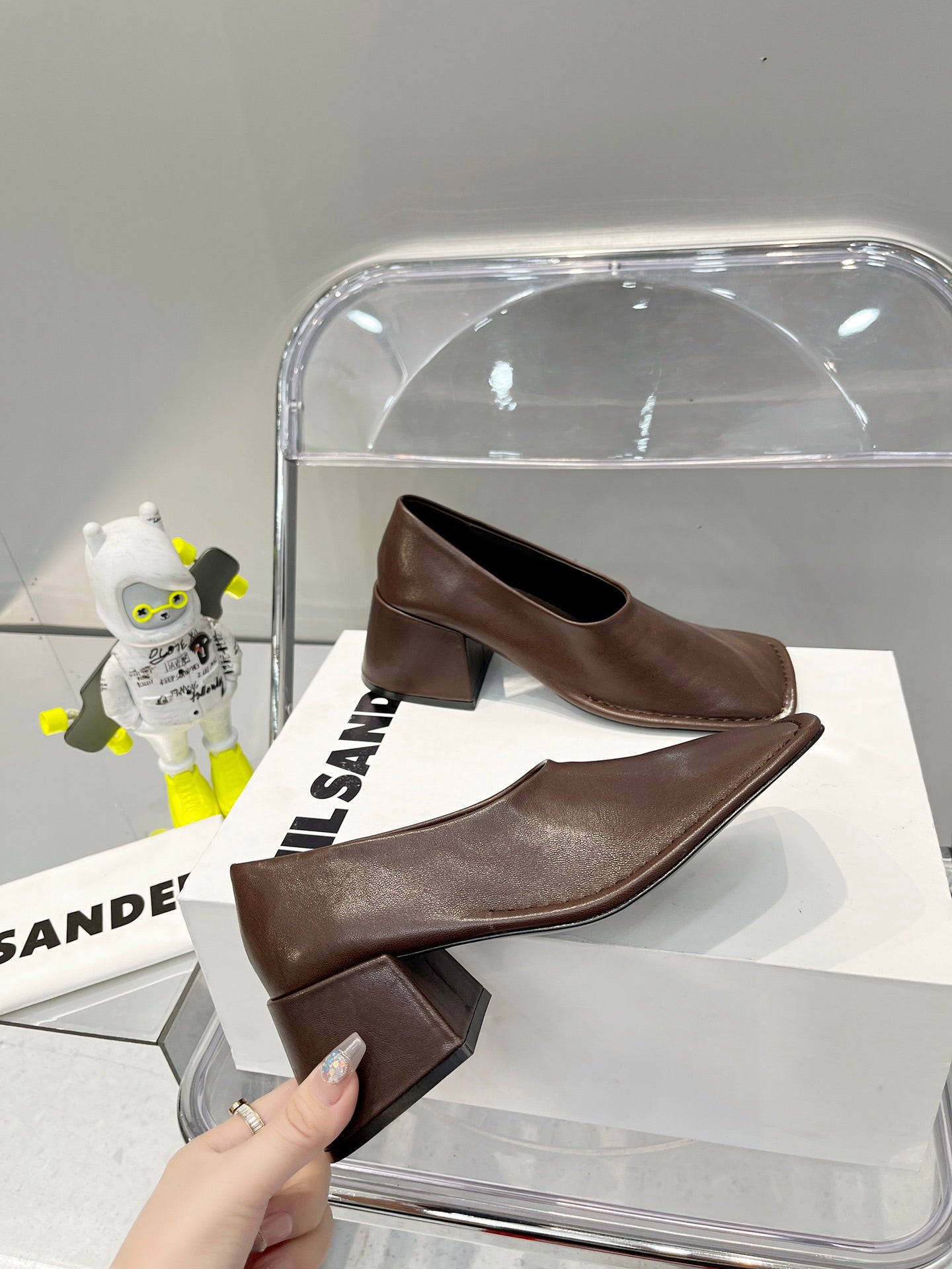 Jil sander-2022秋冬新款 淺口繫帶粗跟單鞋