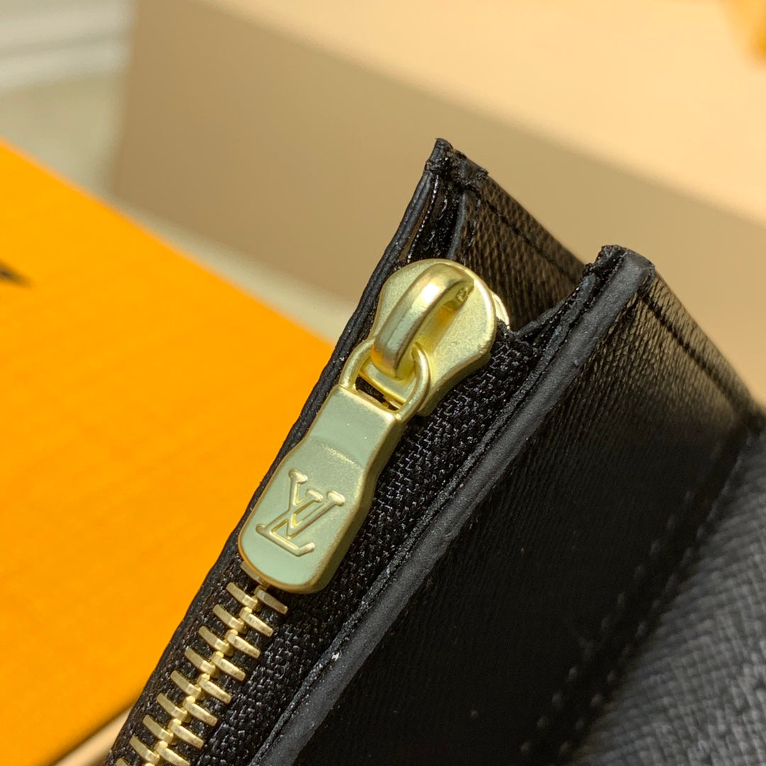 LV M80725 黃花 Zoe 三折短夾