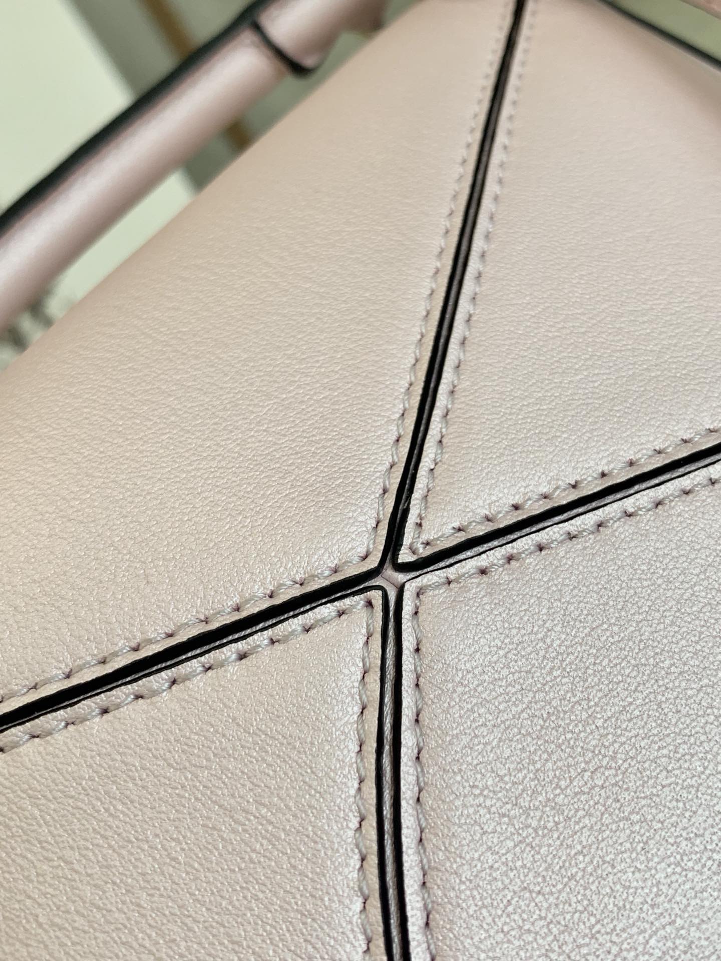 羅L威-Puzzle bag mini 小牛皮