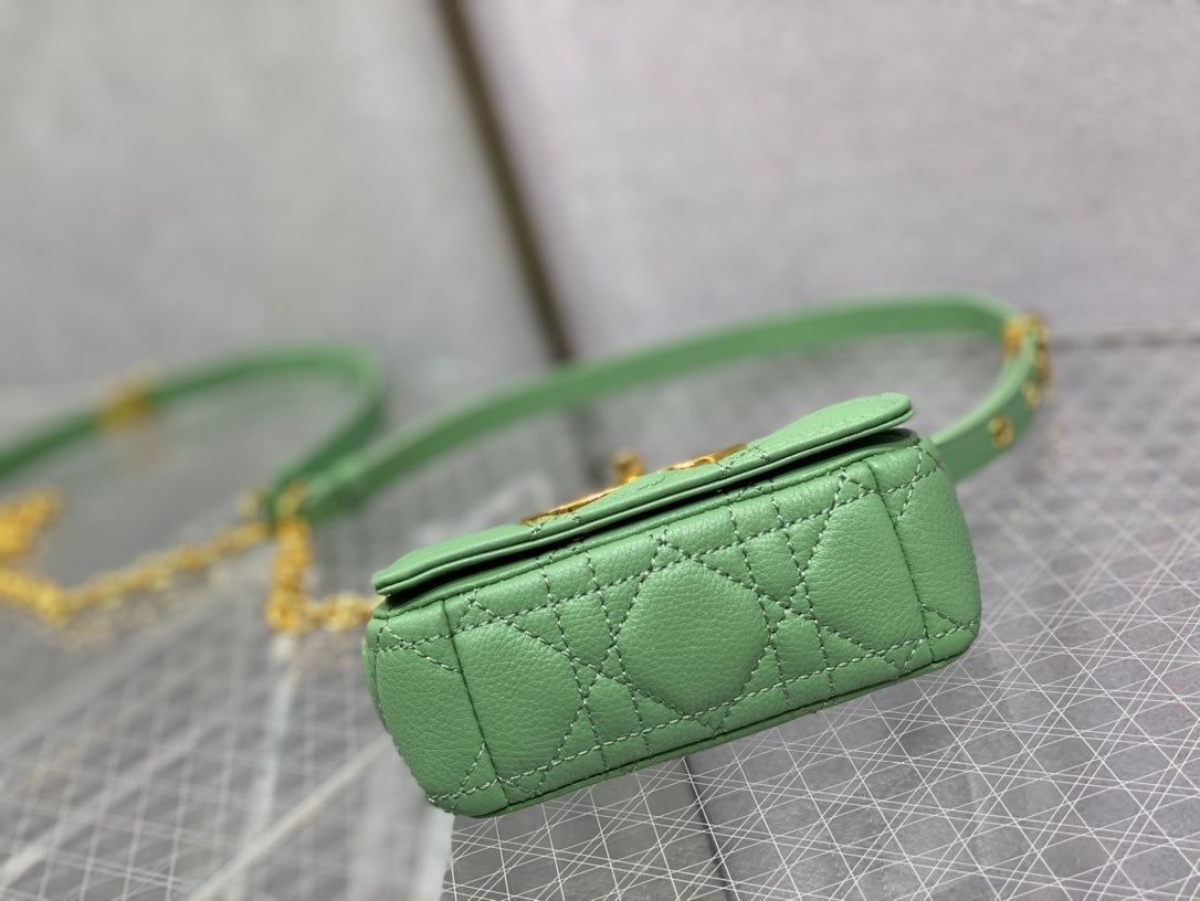 Dior-micro系列 牛油果綠