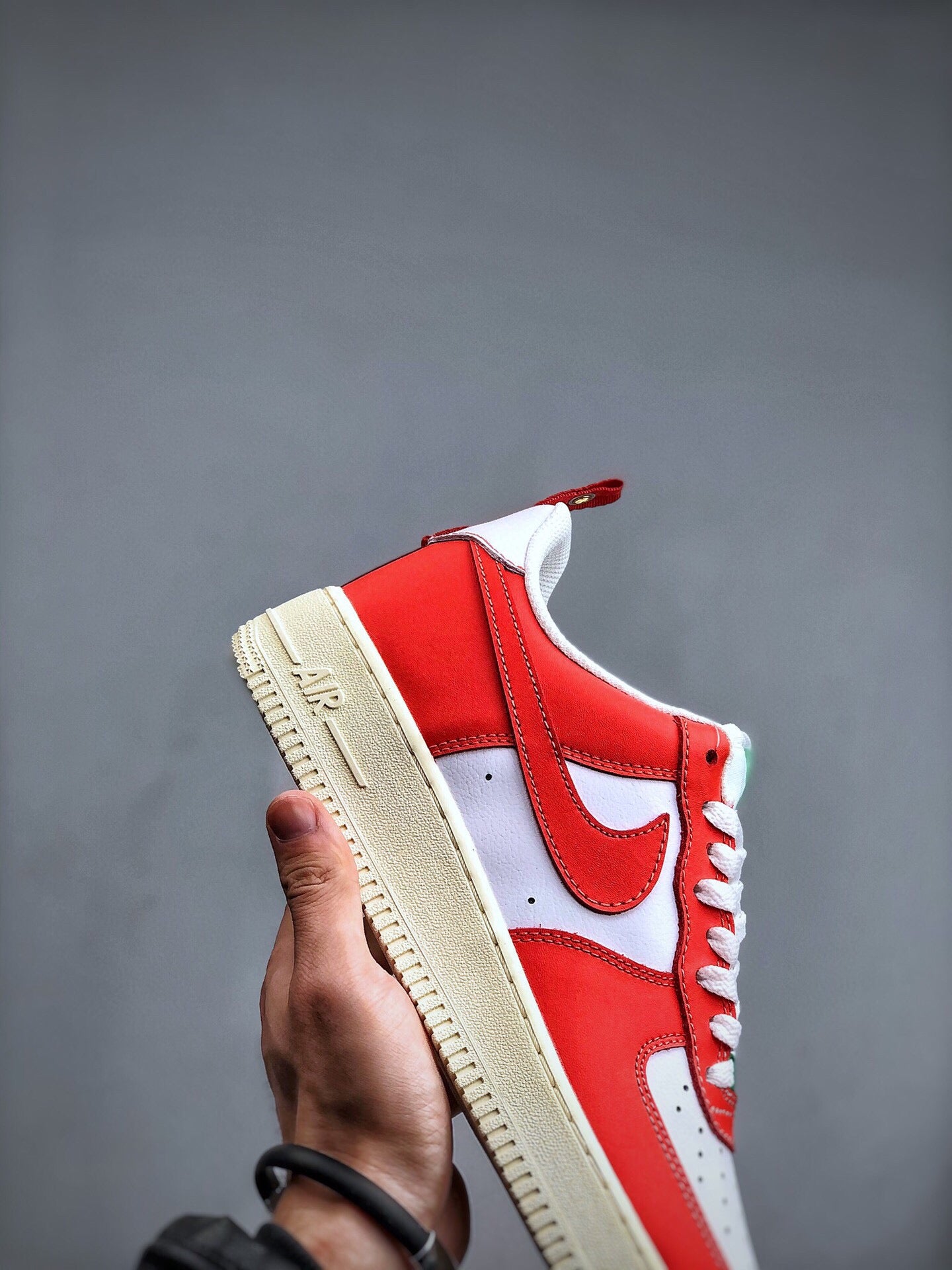 N1KE-Air Force 1 ’07 男女同款 白橙色