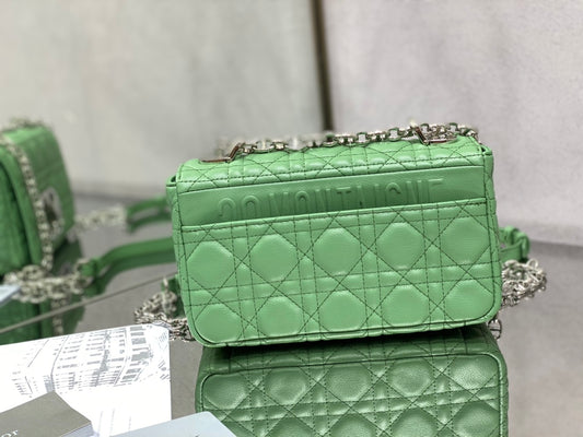 Dior Caro 小號20cm-綠色銀扣小牛皮