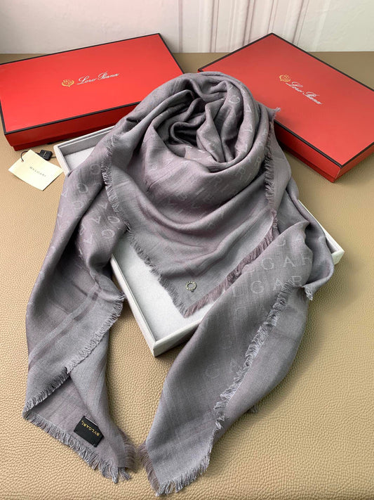 L-Piana-暗紋提花圍巾 140*140cm 60%羊毛+40%真絲 灰色