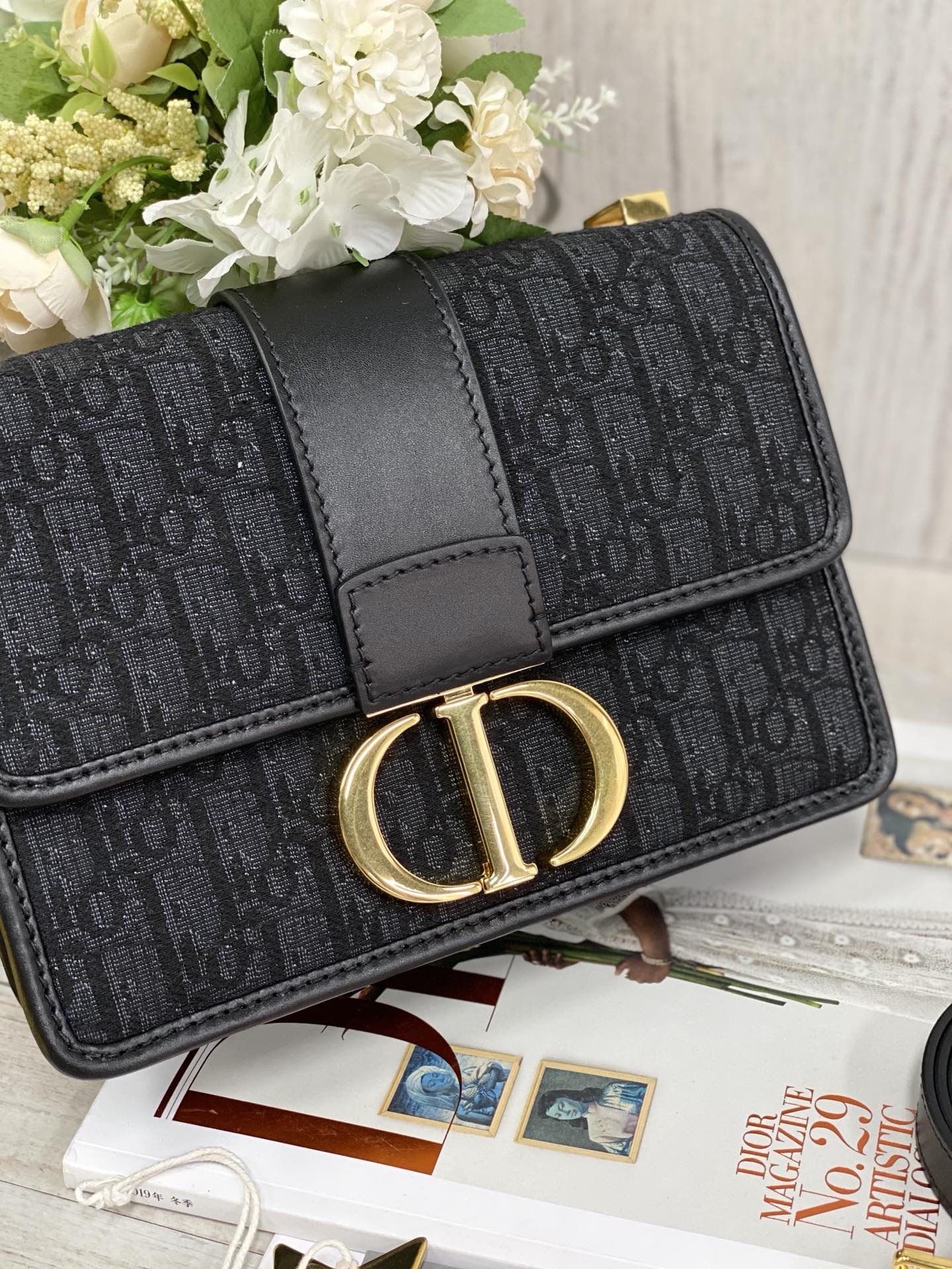 Dior 蒙田 30 Montaigne系列-24cm-金扣-黑色刺繡