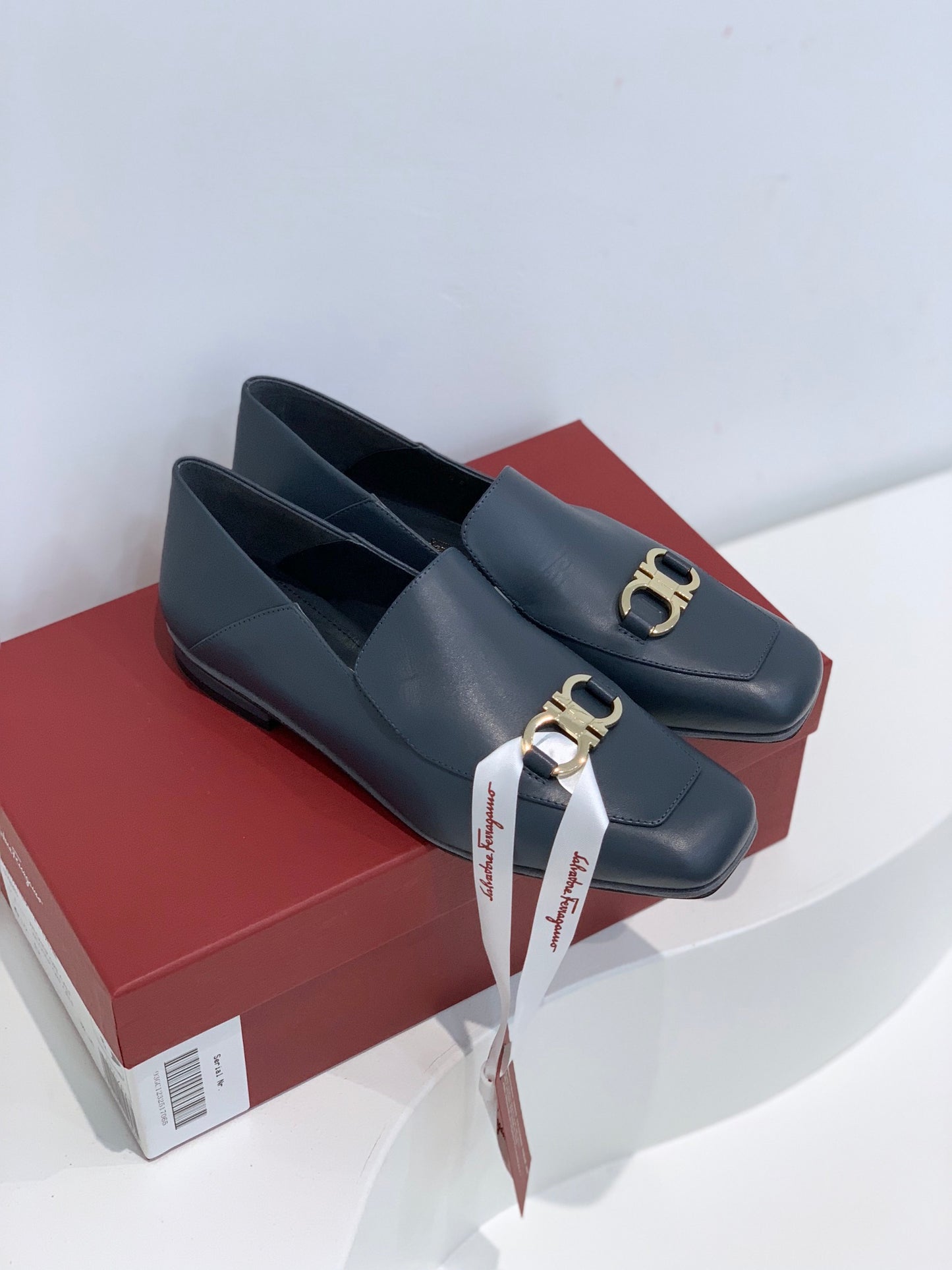 Salvatore Ferragamo鞋-菲拉格慕 經典Gancini扣 小方頭 樂福鞋