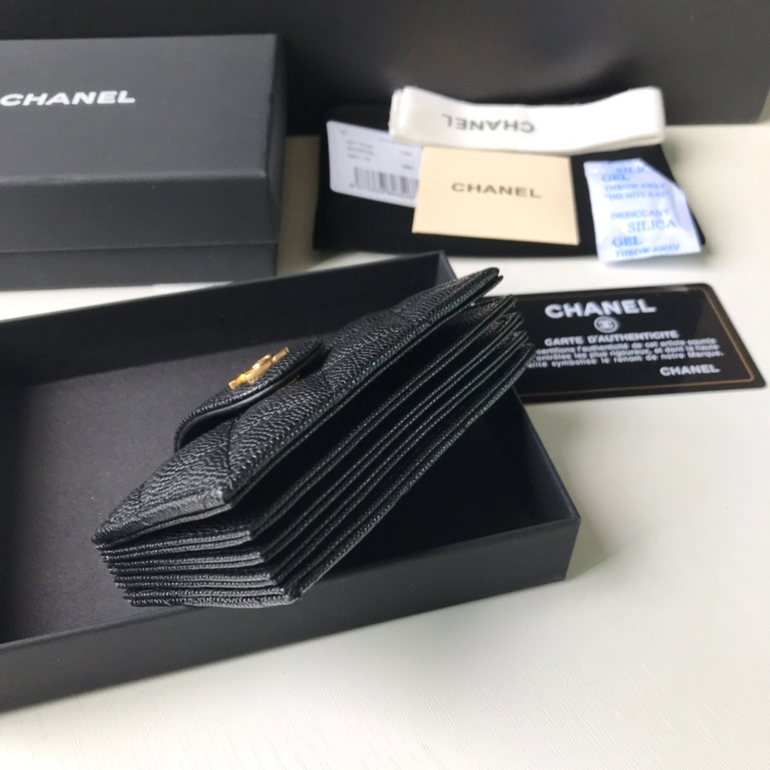 Chanel 多隔層風琴式卡包