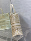 Dior Book Tote-大號41.5c-金色老虎 聖誕限量