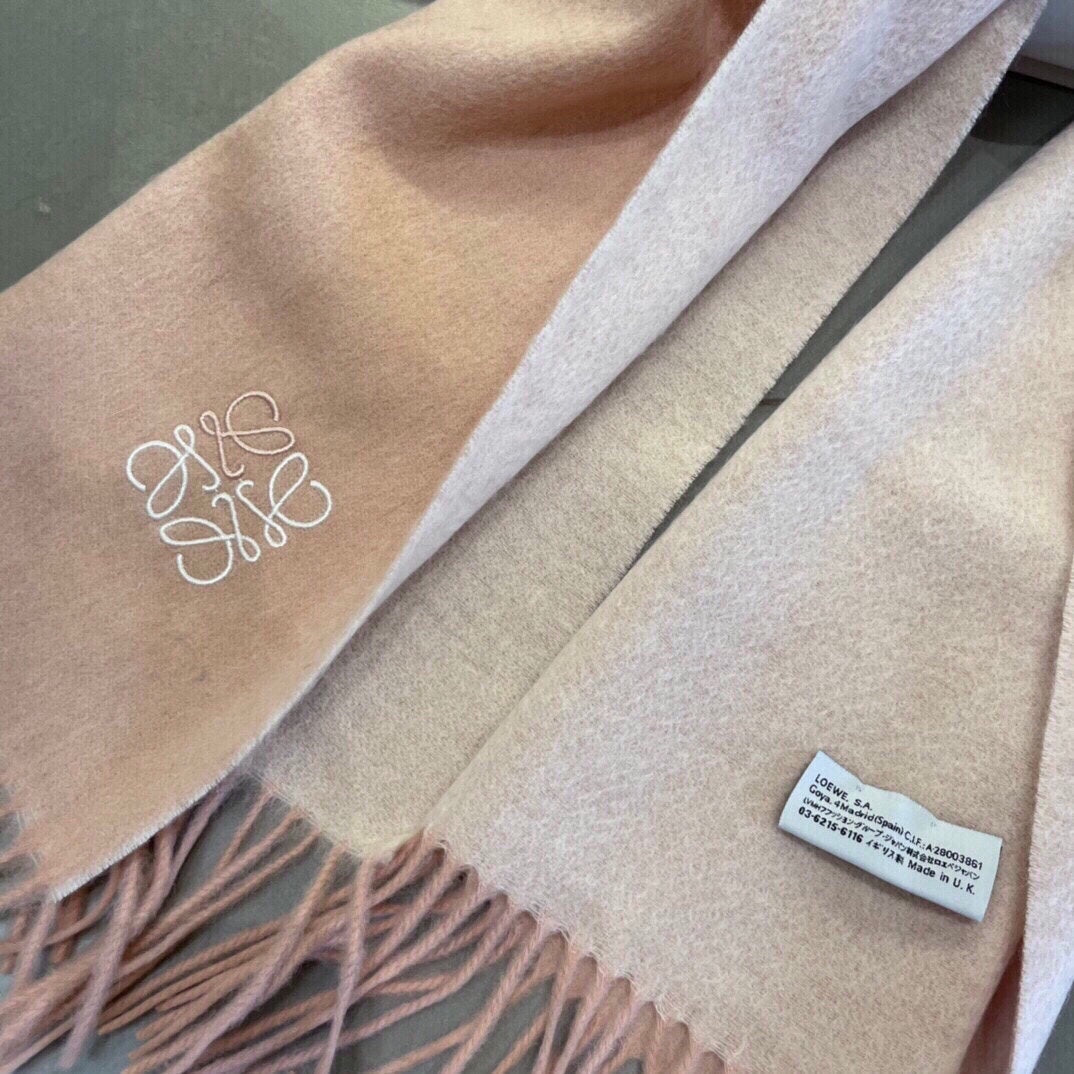 羅L威-刺繡水波紋圍巾 100%山羊絨 杏色