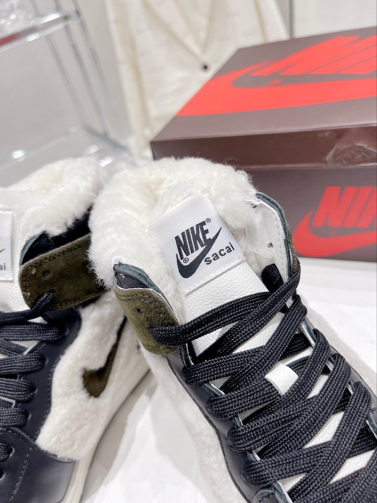 N1KE-WMNS Air Jordan 1 男女同款 毛毛款 綠色