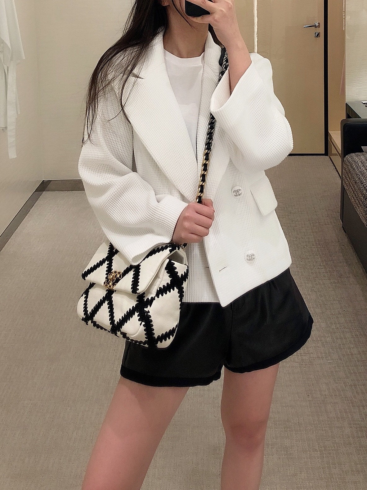 Chanel 19Bag 牛皮款-黑白格紋