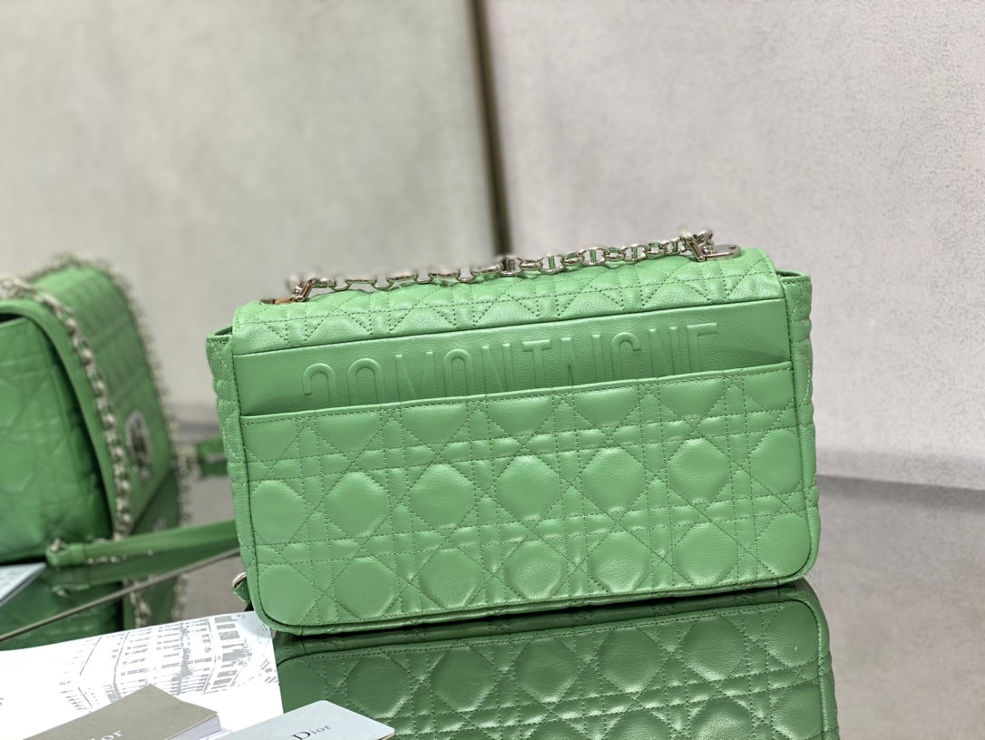 Dior Caro 大號28cm-綠色銀扣小牛皮