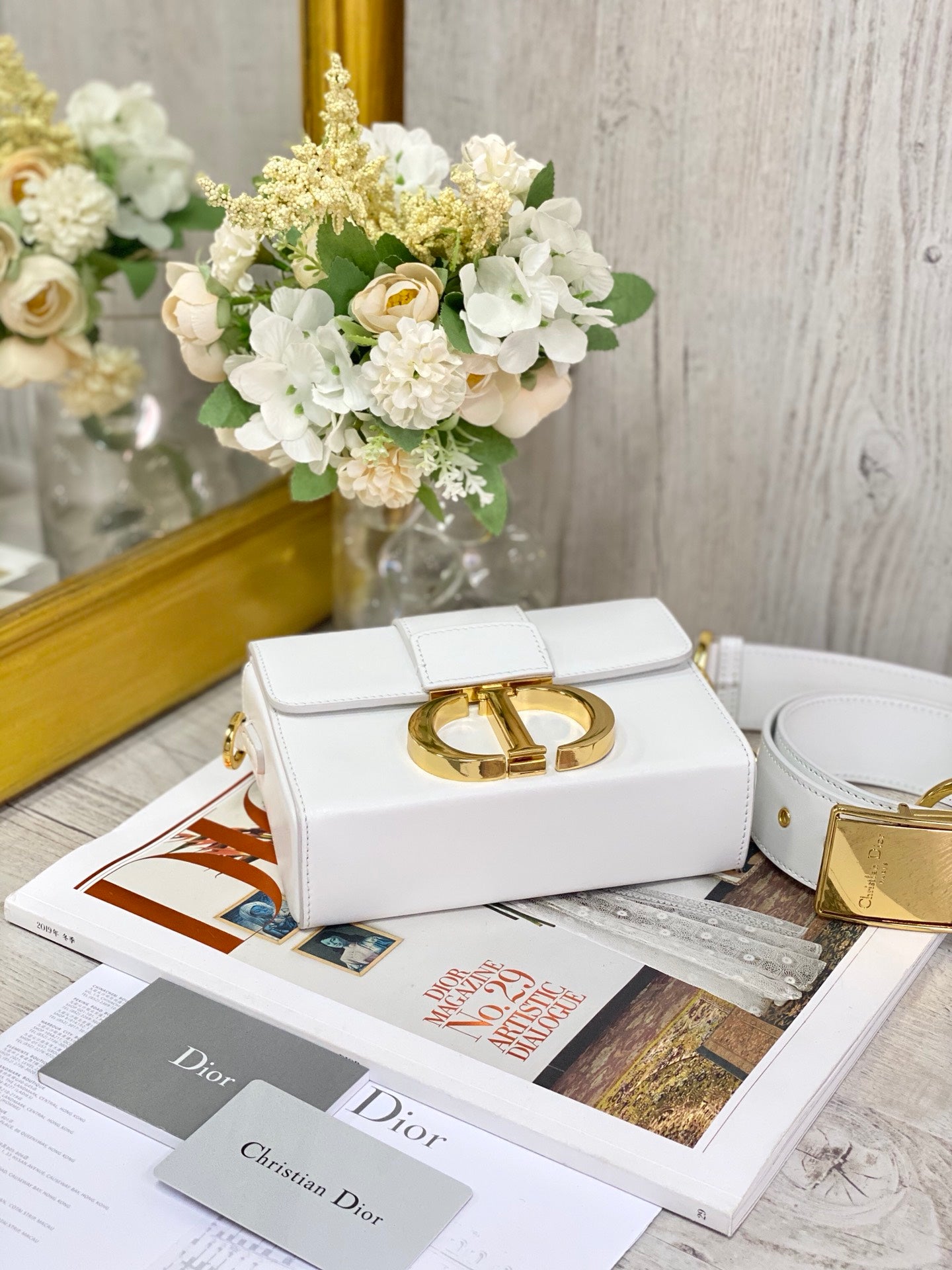 Dior 蒙田 Mini Box-牛皮平紋-金扣-17.5cm-白色