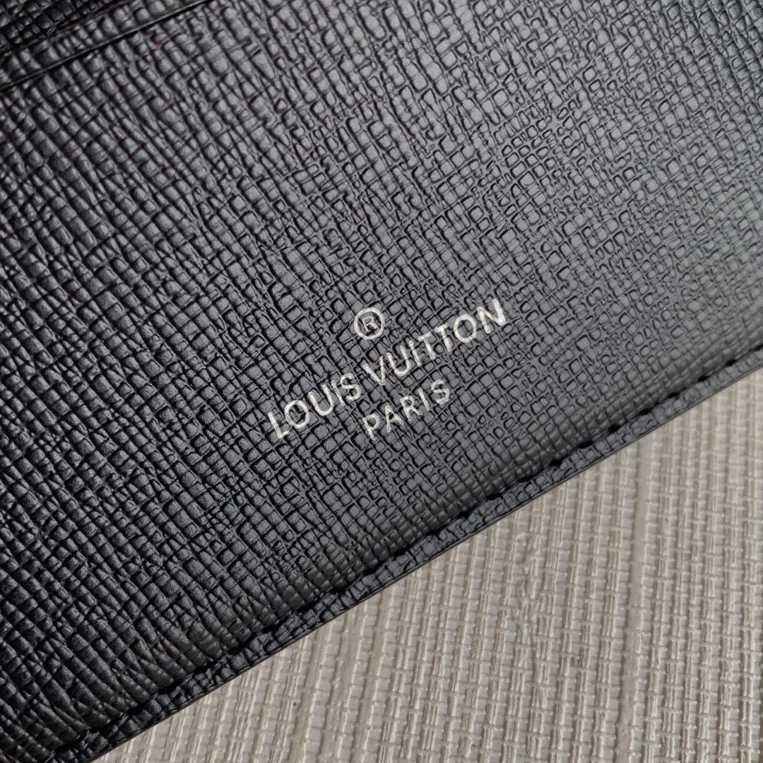 LV M69538 短夾