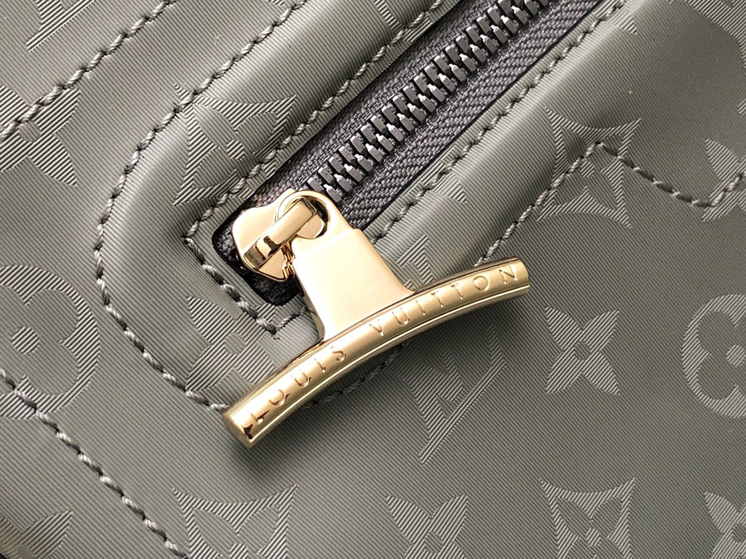 Lou-Monogram Titanium 小號 後背包