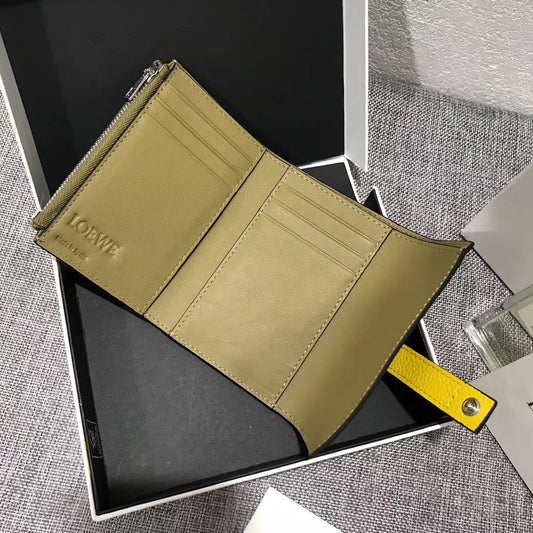 Loewe 三折短夾
