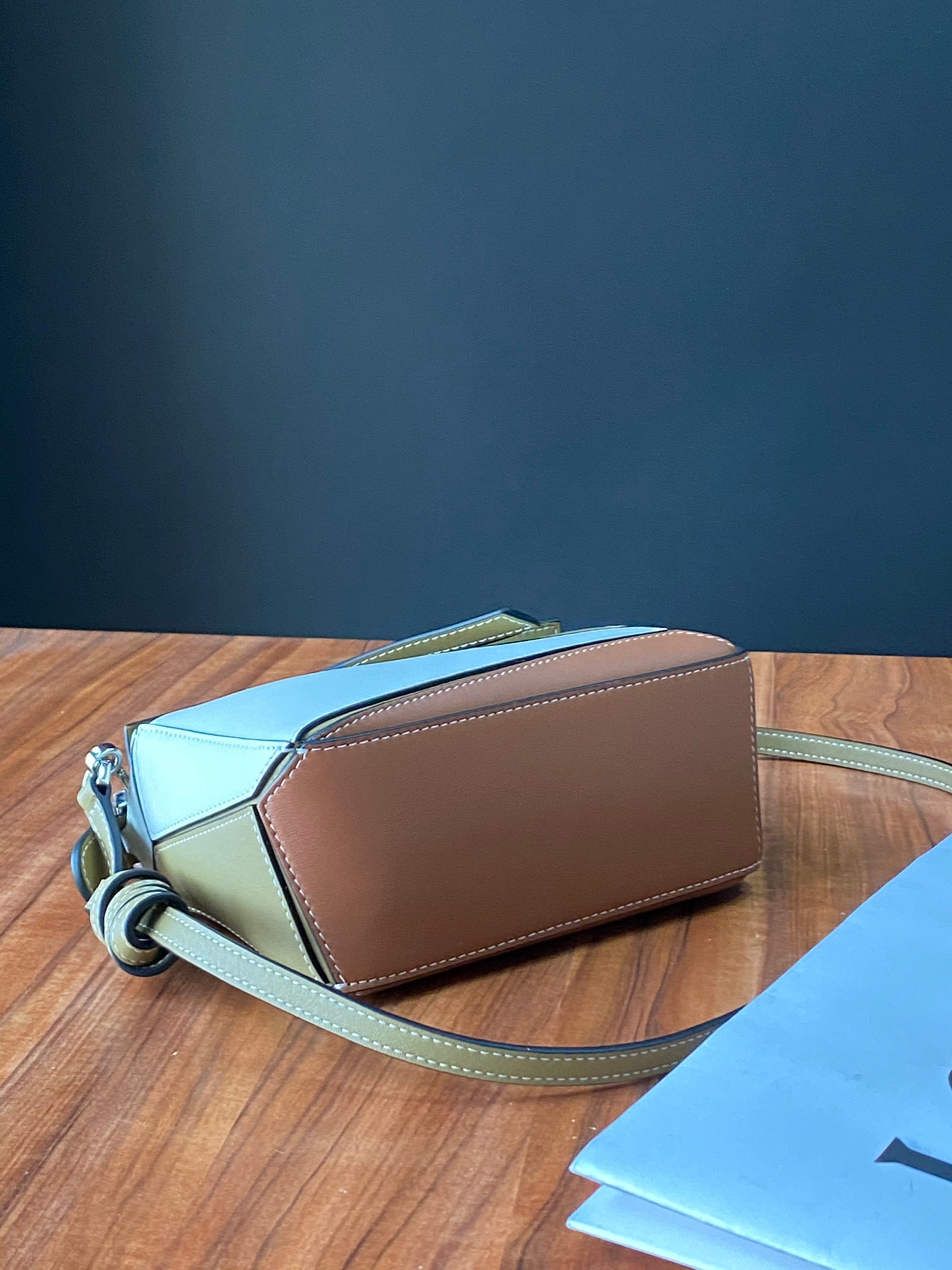 羅L威-Puzzle bag mini 小牛皮