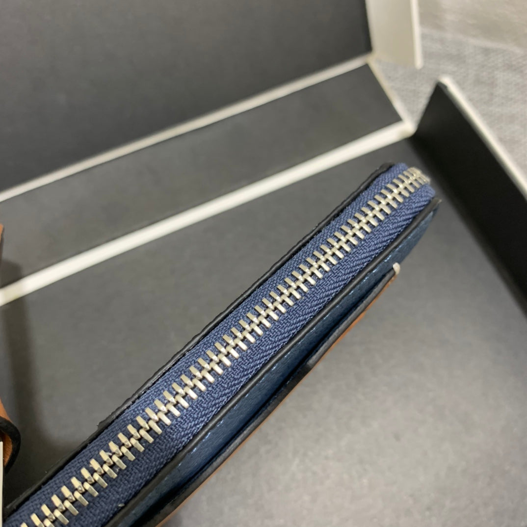 Loewe 拉鍊小卡包