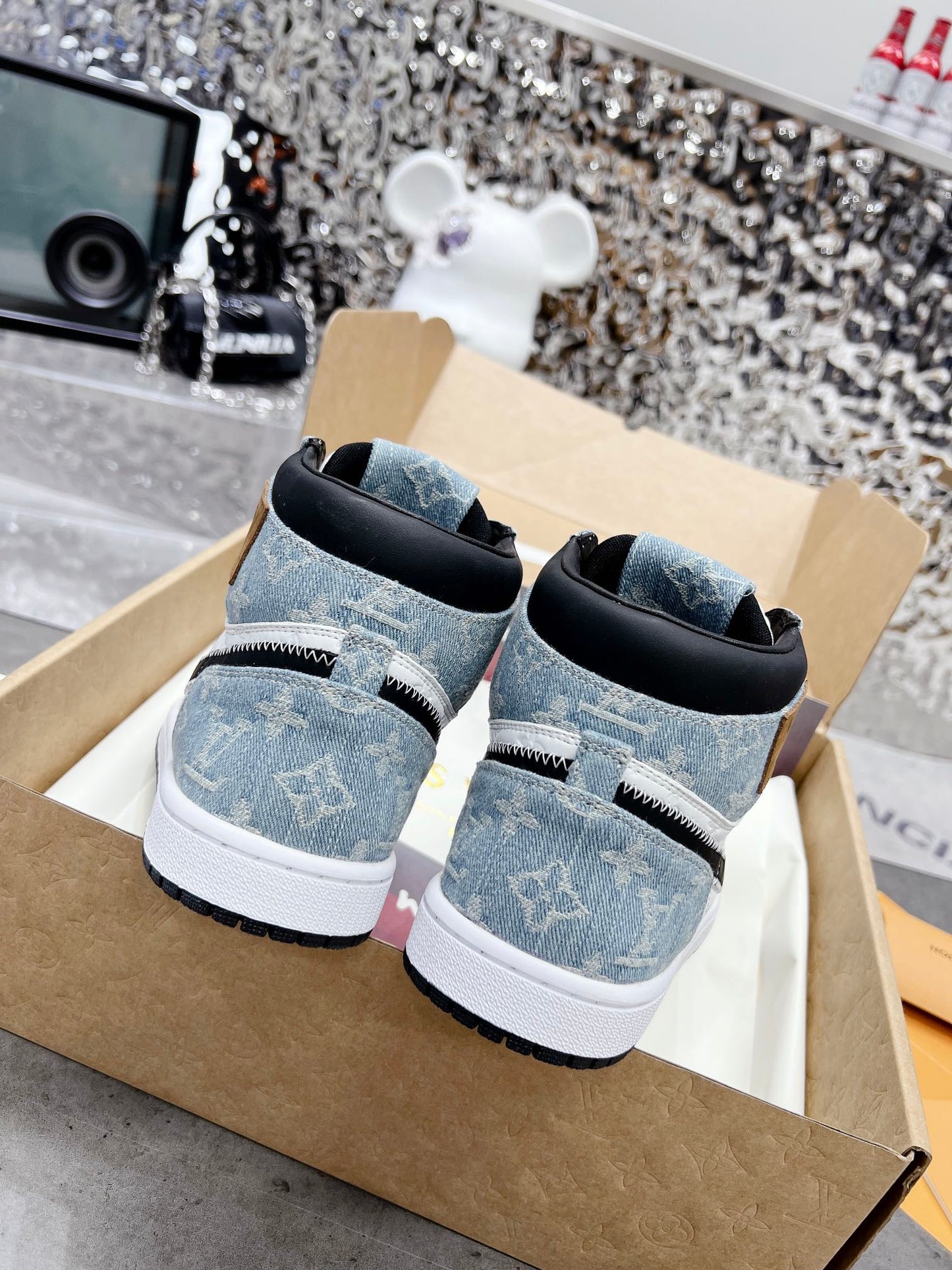 路L家-Nike  Air Jordan 1 Low AJ1 運動籃球鞋 男女同款 牛仔藍