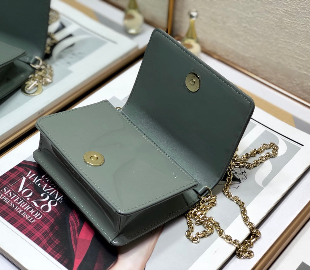Dior Lady Dior Nano 鏈條卡包／腰包