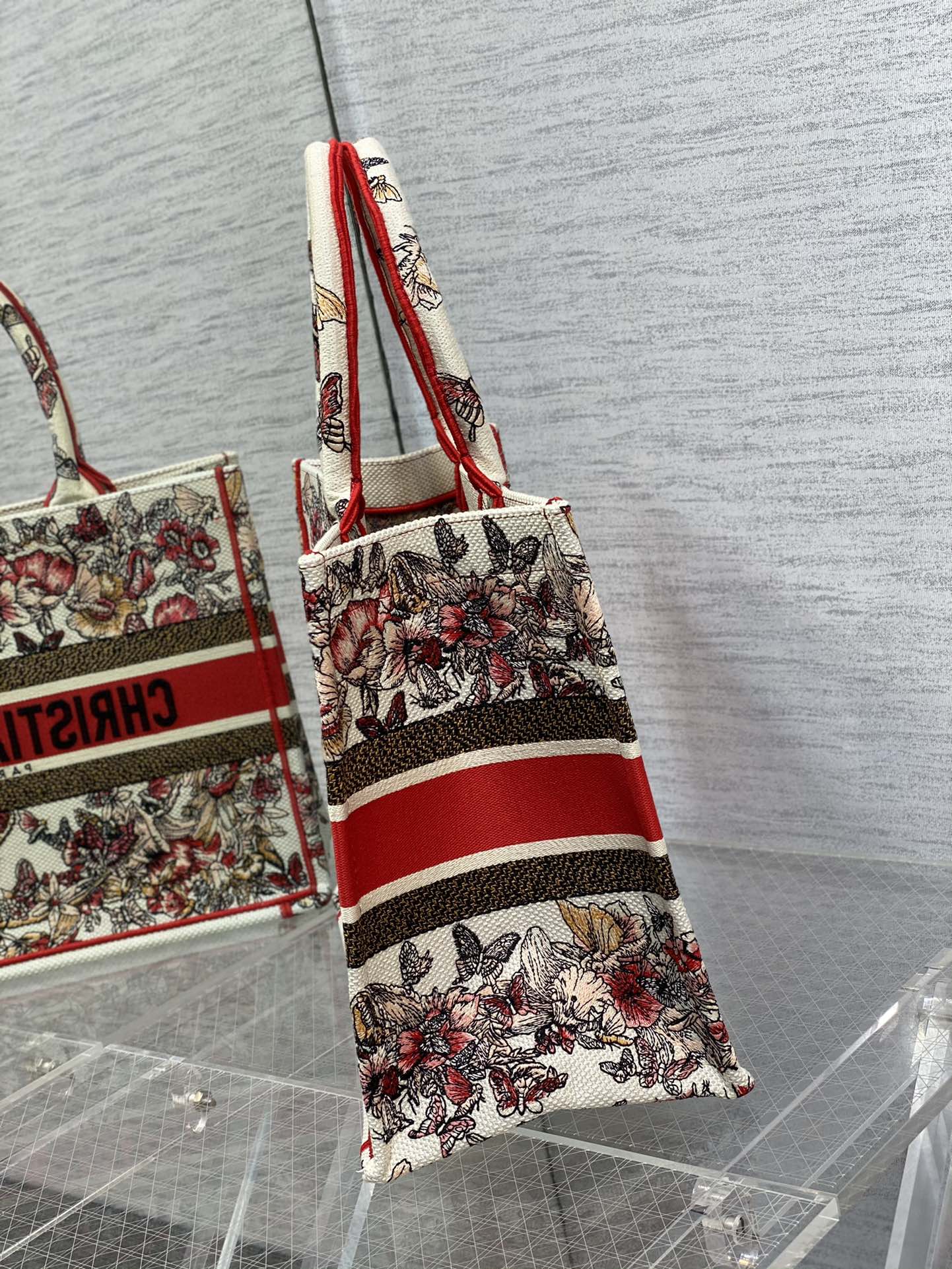 Dior Book Tote-小號36.5cm-蝶戀花刺繡