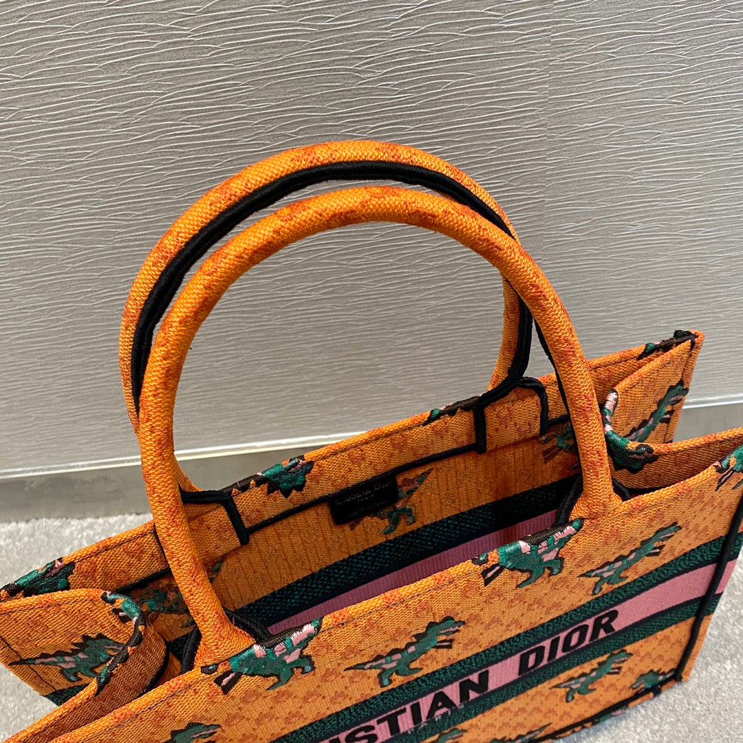 Dior Book Tote-小號36.5cm-小恐龍