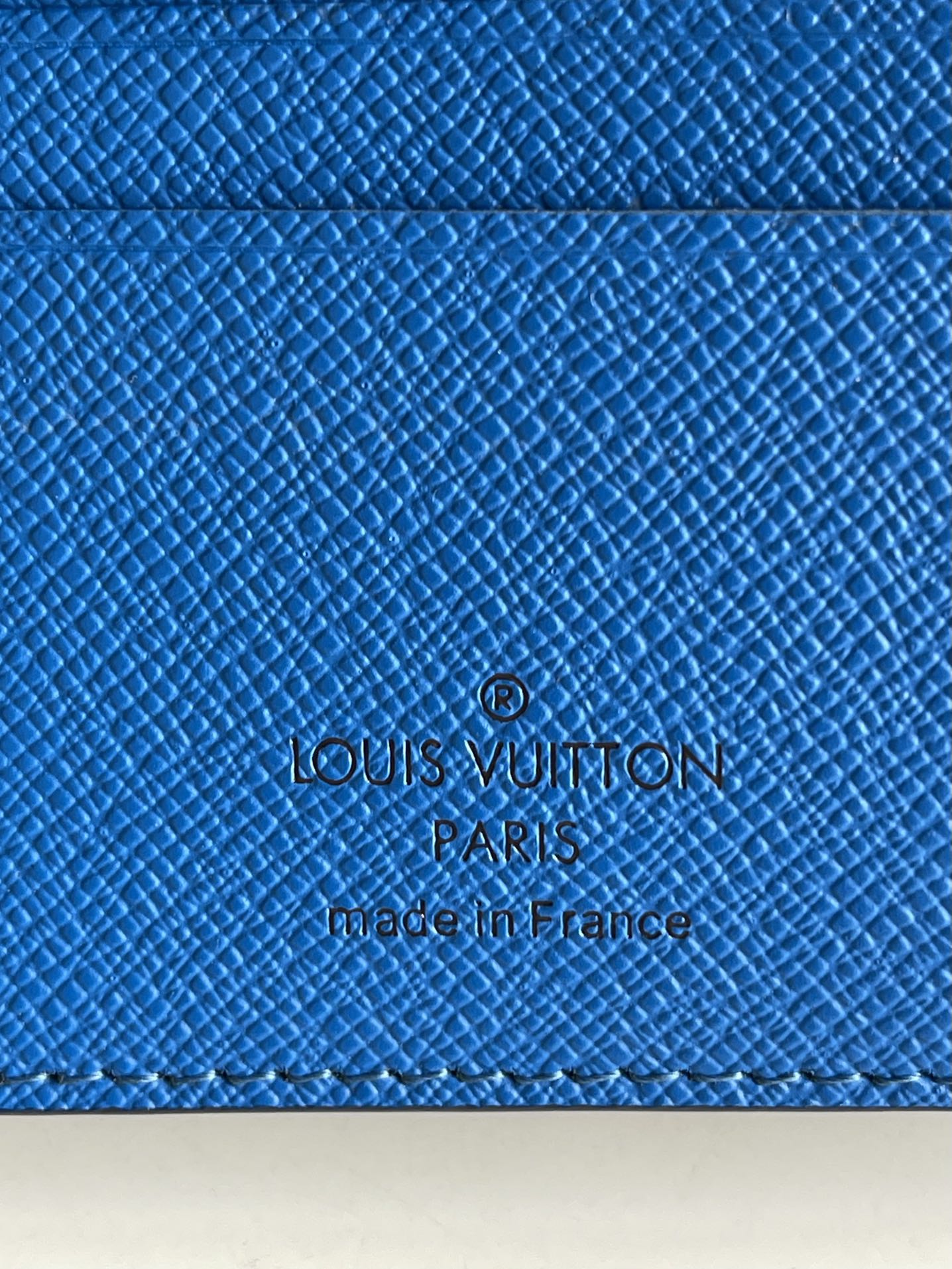 LV M80781 男款短夾