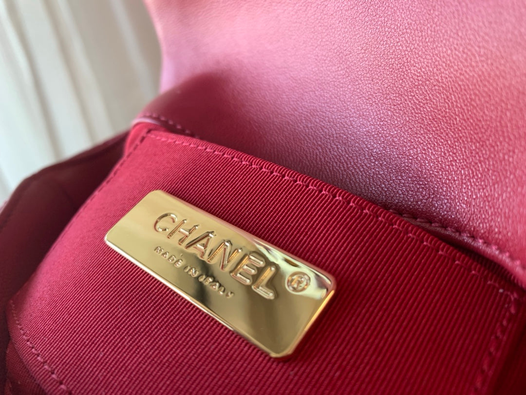 Chanel 19Bag系列腰包-紅色