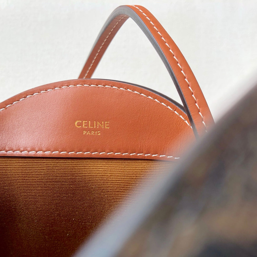賽C家-花朵包 MARLOU BAG IN TRIOMPHE
