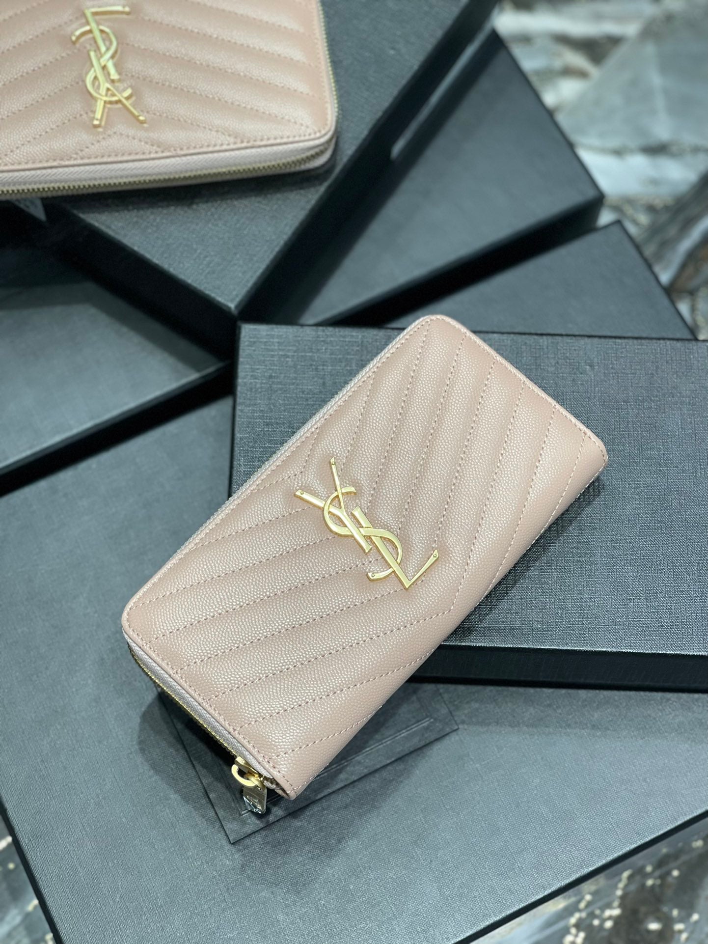 YSL 拉鍊長夾 粉色金扣