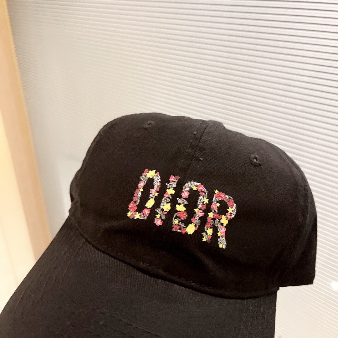 迪D家-花卉LOGO棒球帽