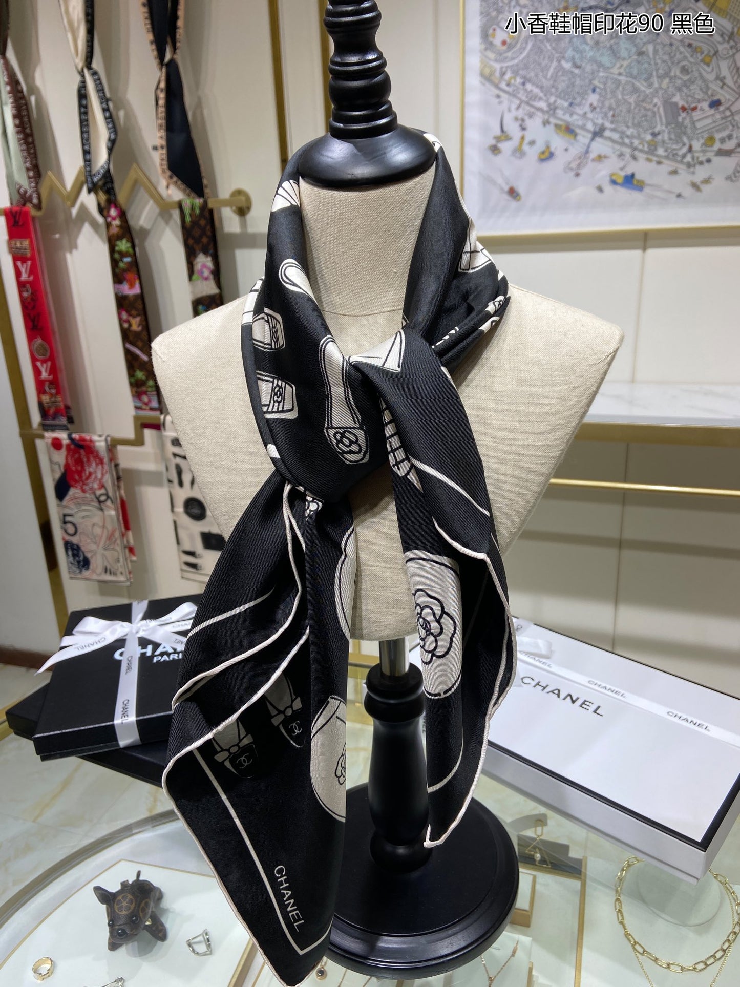 Chanel 鞋帽印花真絲方巾
