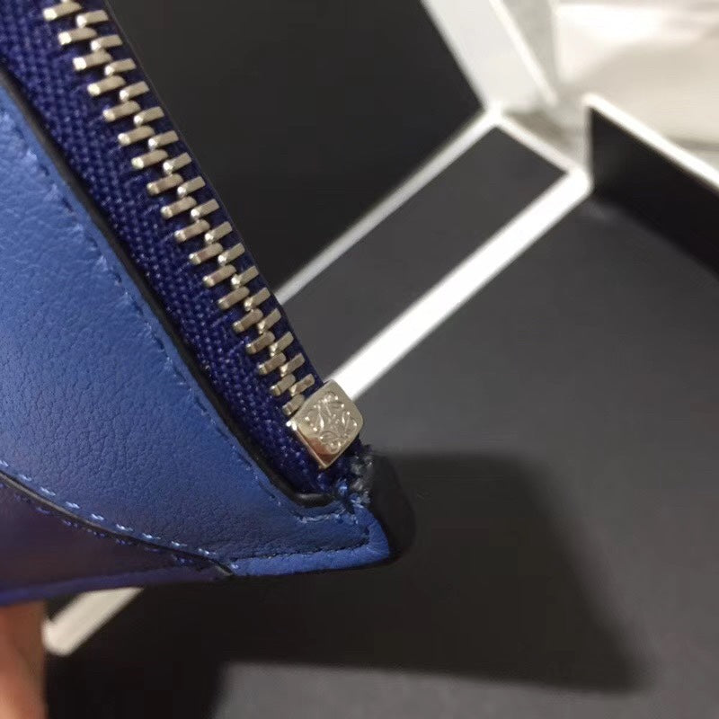 Loewe拉鍊小卡包