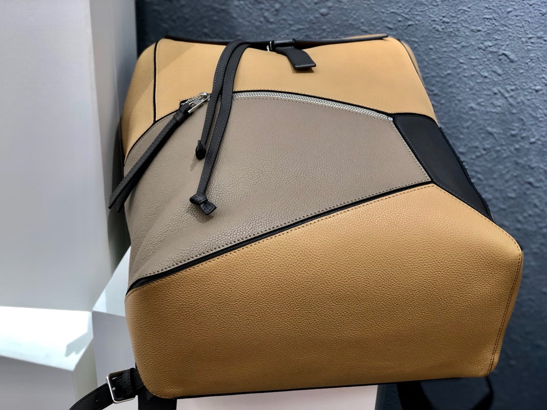 Loe-Puzzle Backpack 後背包 駝色