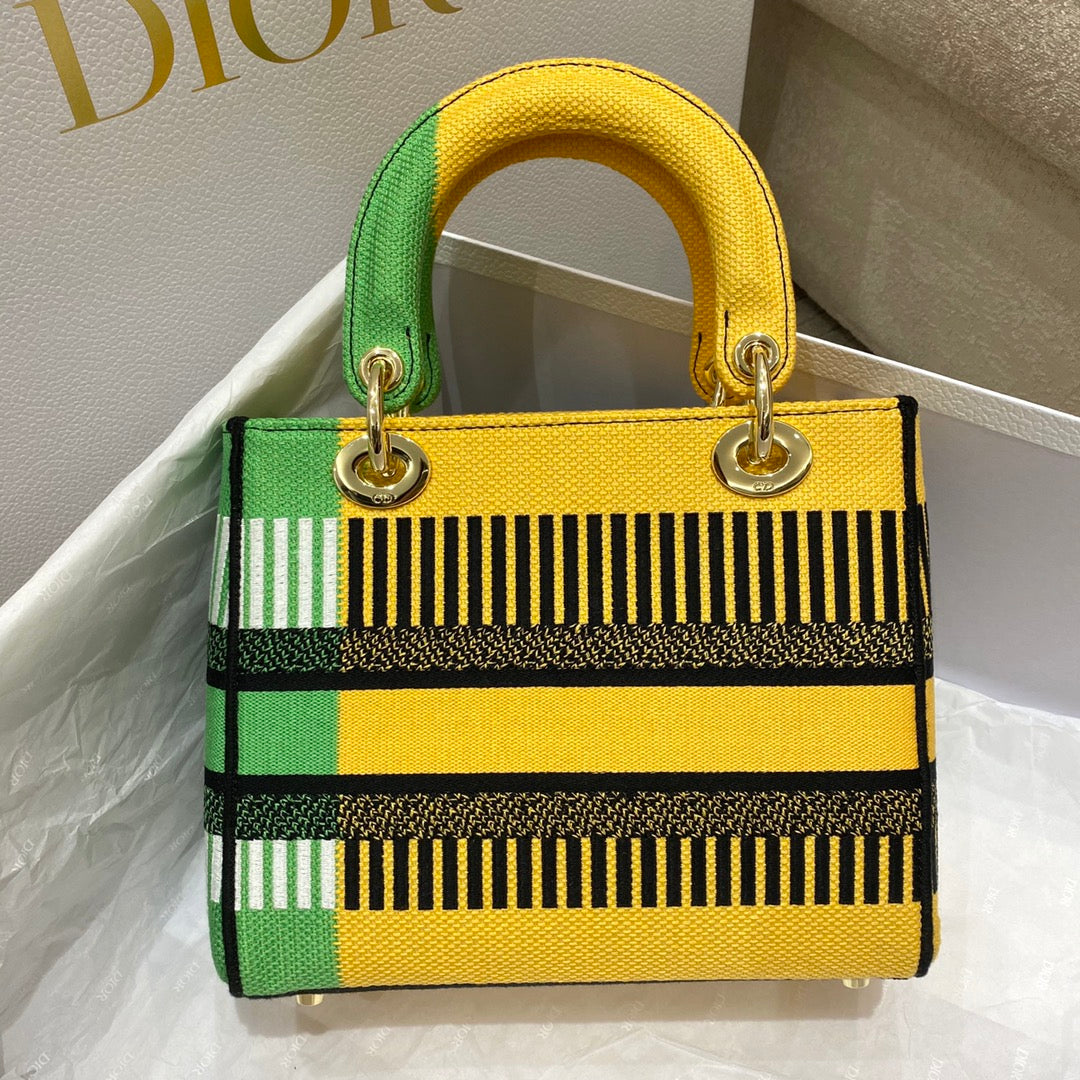 迪D家 Lady D-Lite黛妃包-帆布刺繡 24cm
