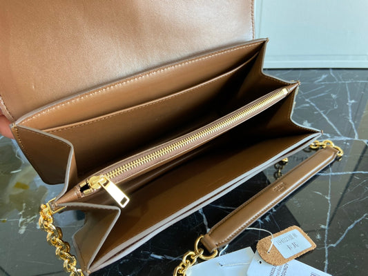 Celine Soft 16牛皮鏈條包