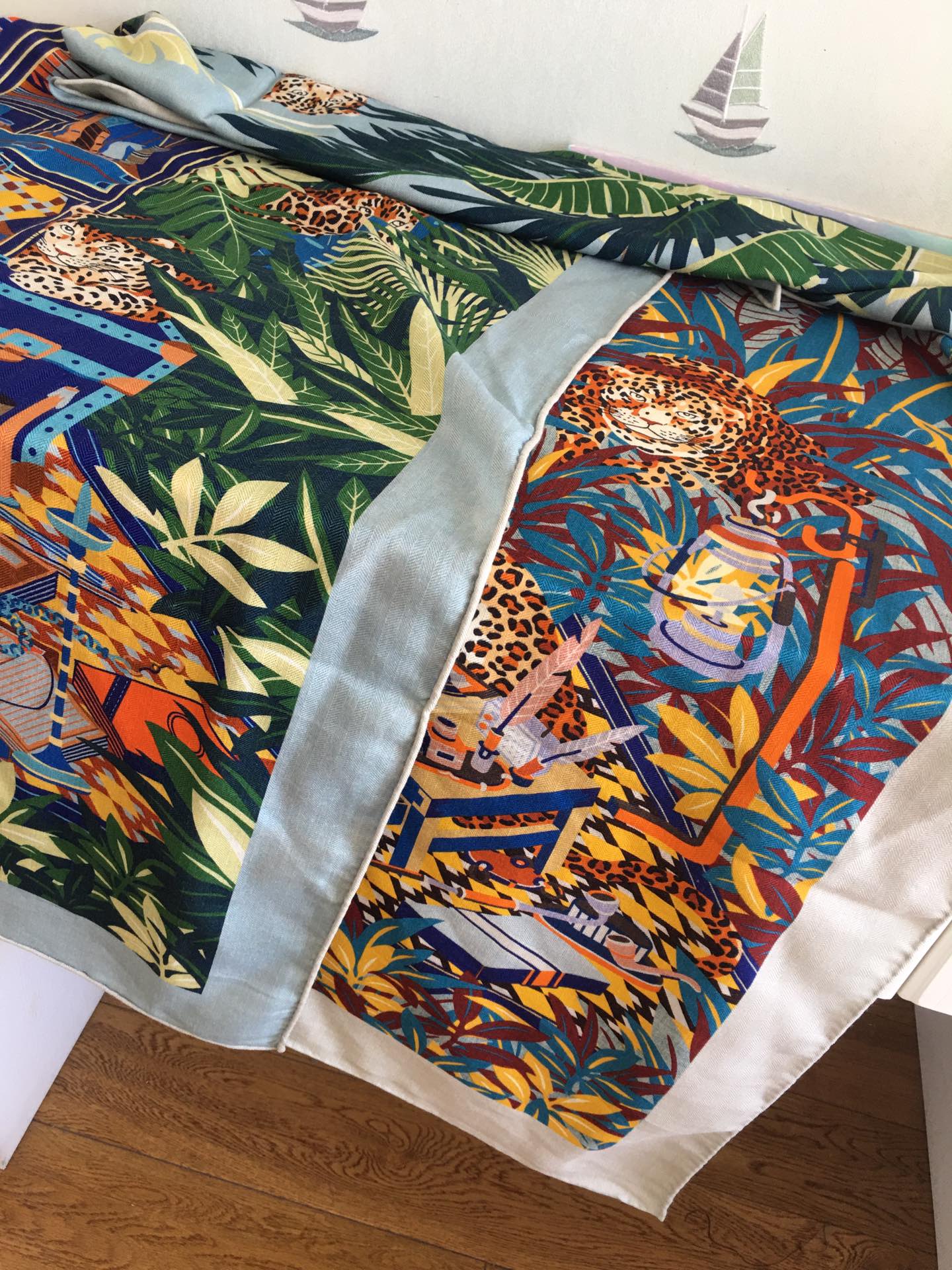 小愛款-雙面大絲巾 140cm-30%真絲70%羊毛