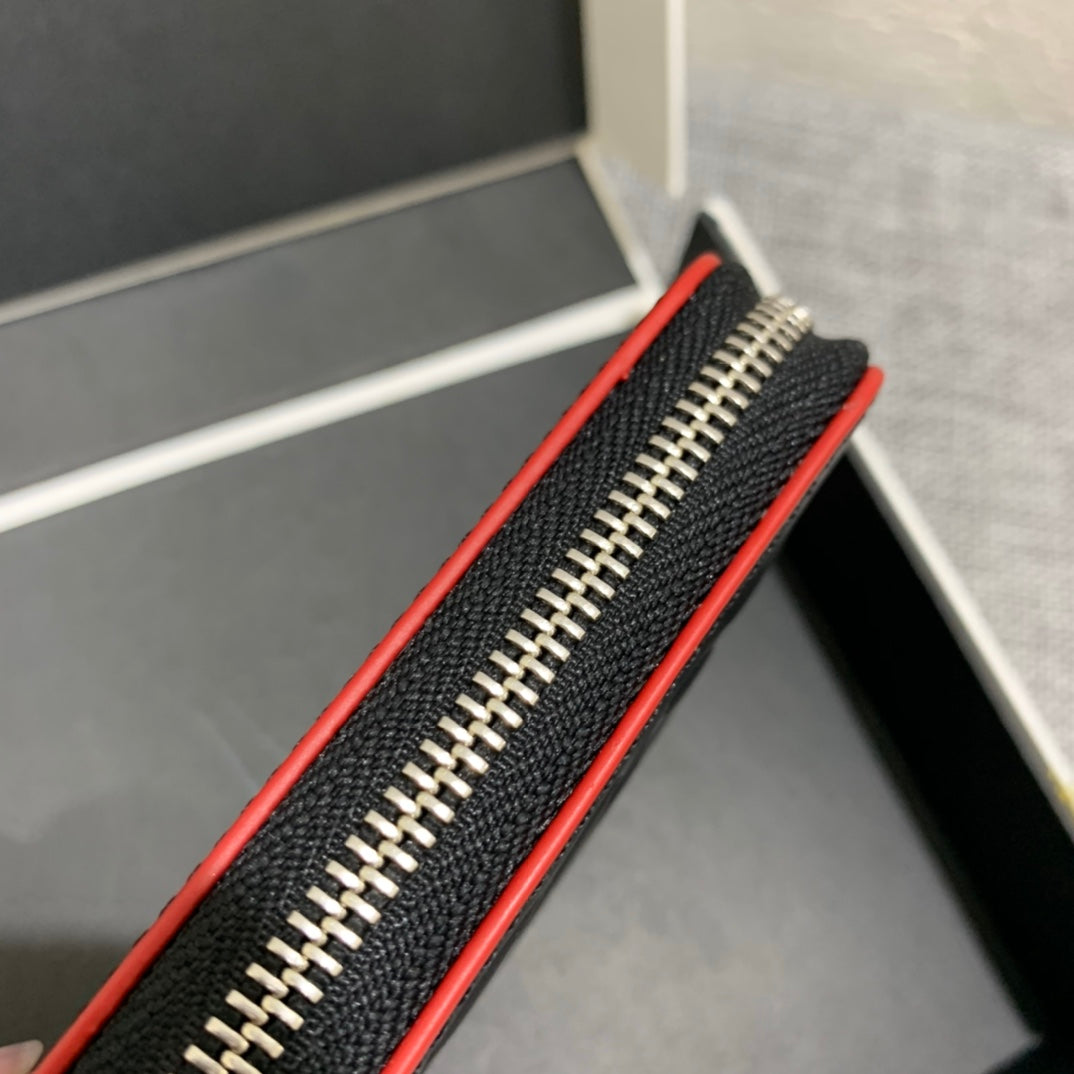 Loewe 拉鍊卡包