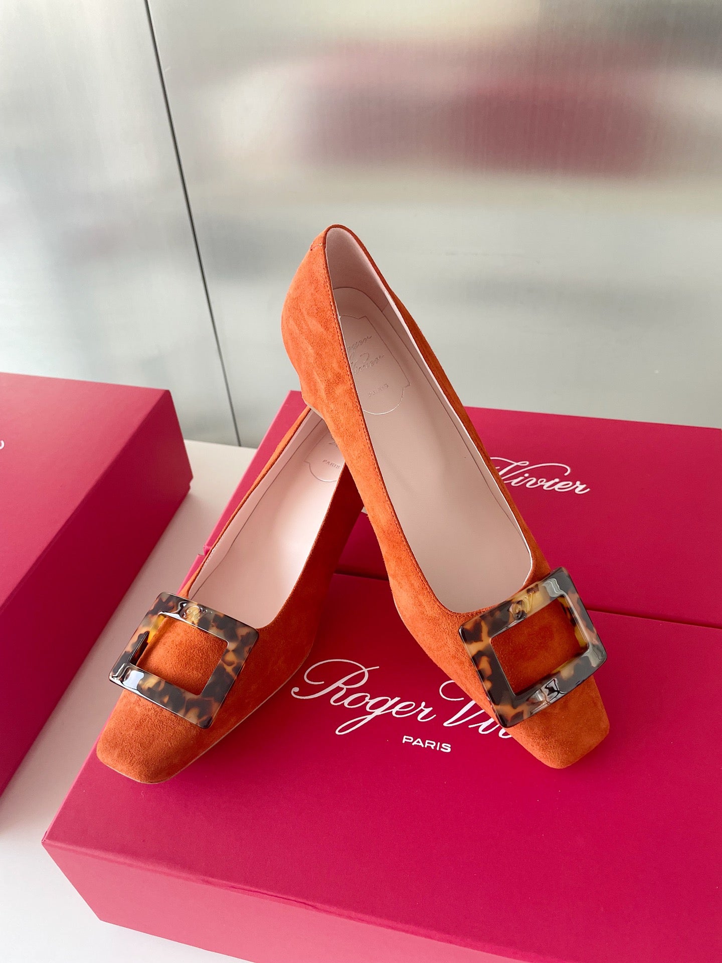 Roger Vivier Belle玳瑁扣方頭鞋