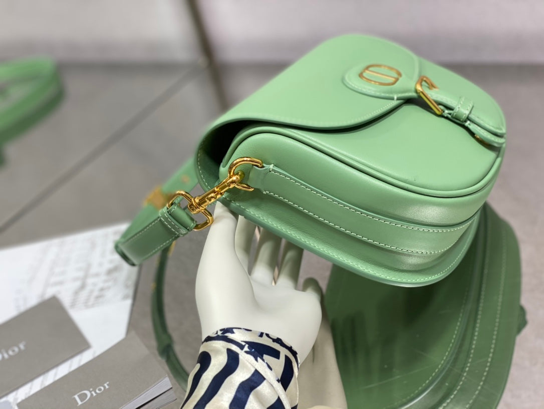 Dior Bobby-中號22cm-薄荷綠牛皮