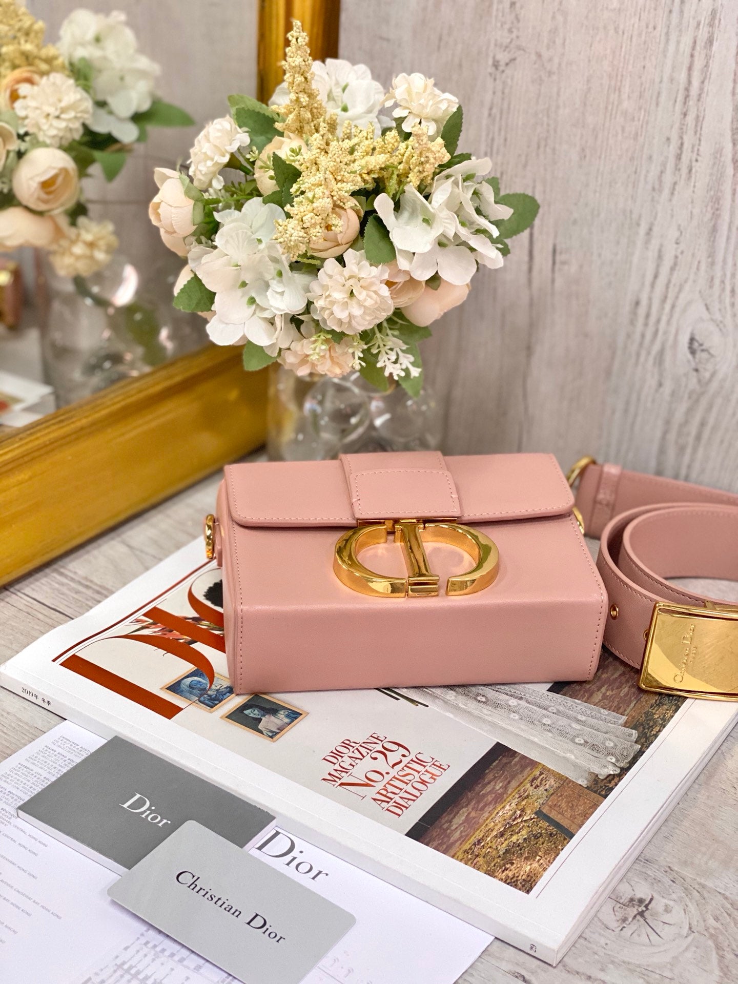 Dior 蒙田 Mini Box-牛皮平紋-金扣-17.5cm-粉色