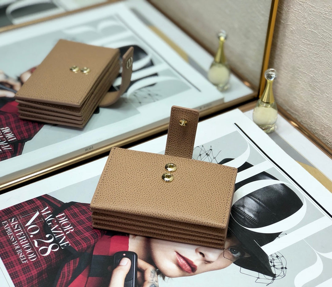 Dior 風琴卡包