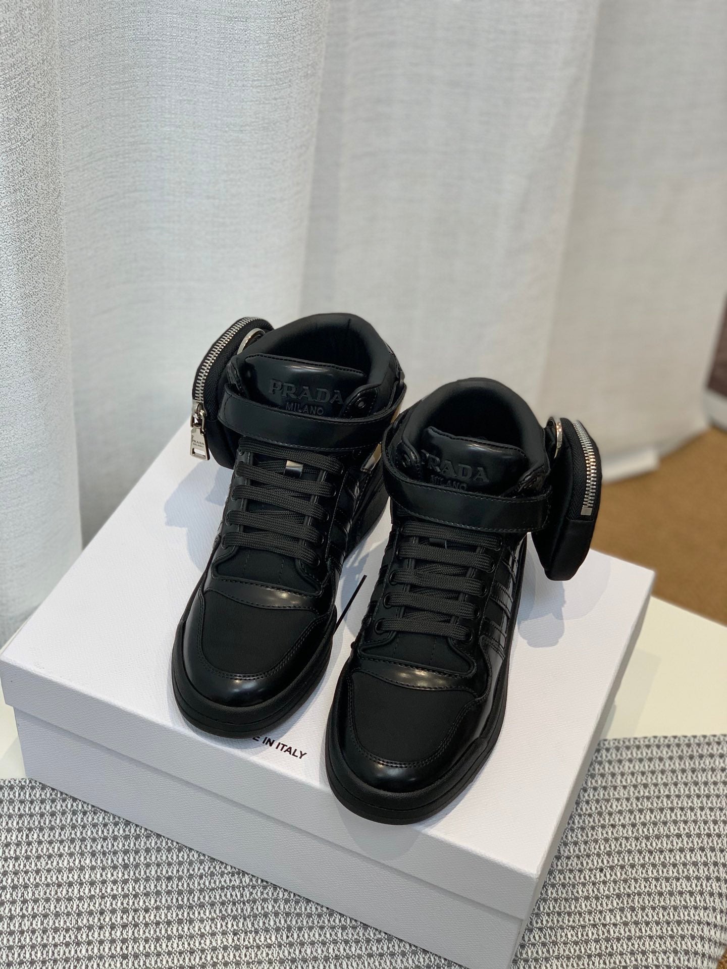 Prada 鞋-Prada x adidas 聯名 運動休閒鞋（黑）
