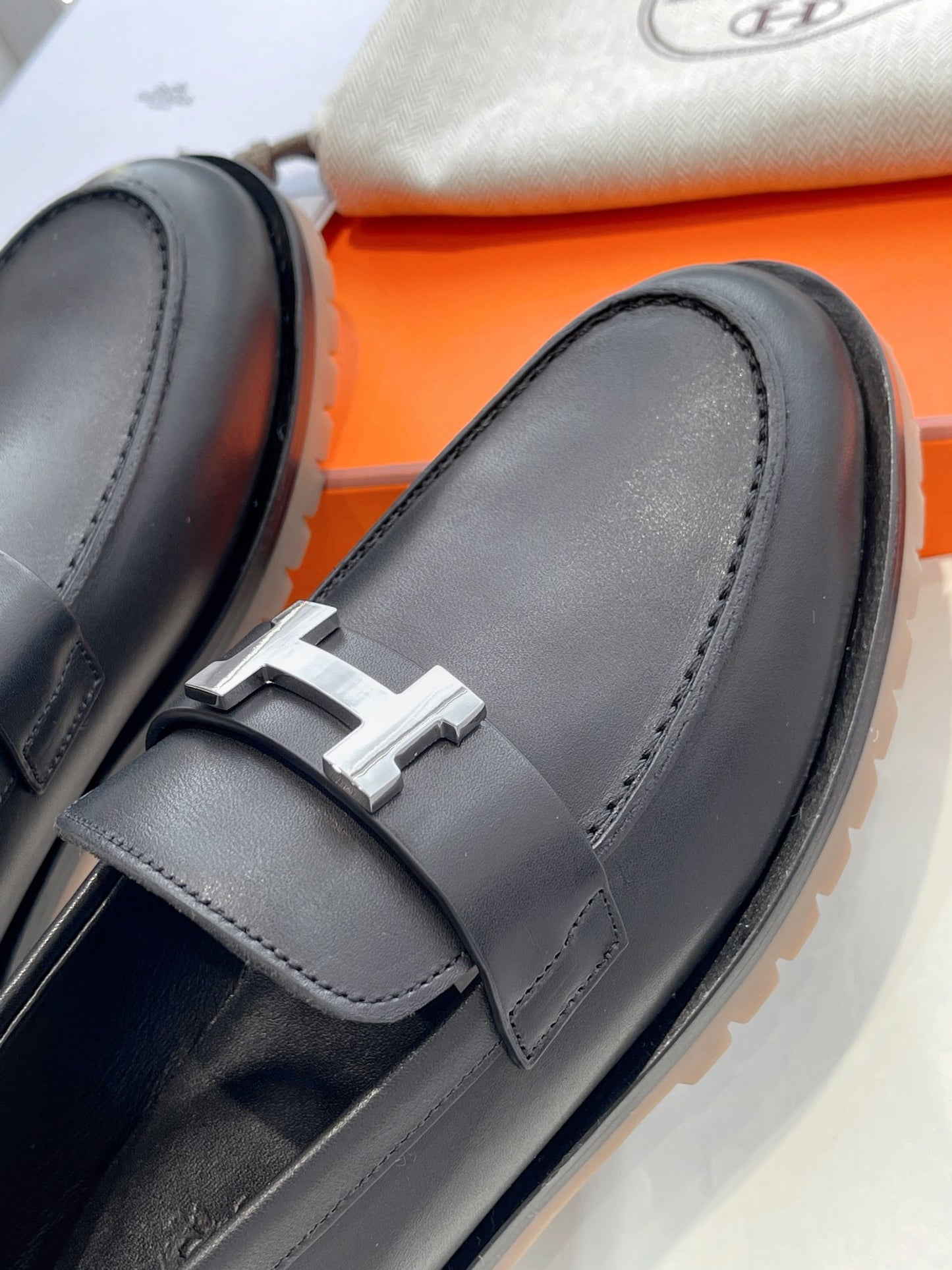 小愛款-22FW 樂福鞋 黑色